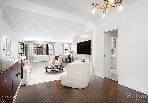 4th image of 460 E 79th St APT 15B