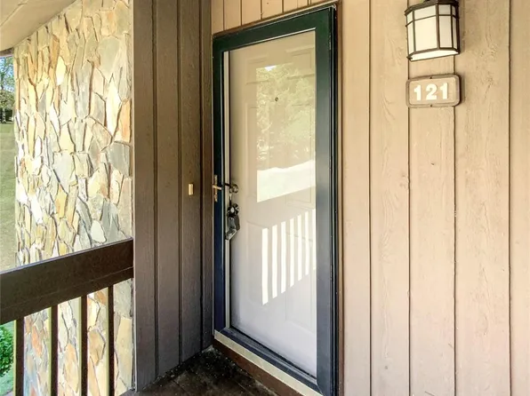121 Mallard Head Ln, Mooresville, NC 28117