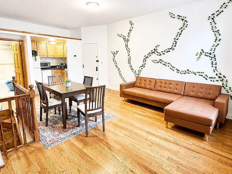 318 W 105th St #1A — Photo 1