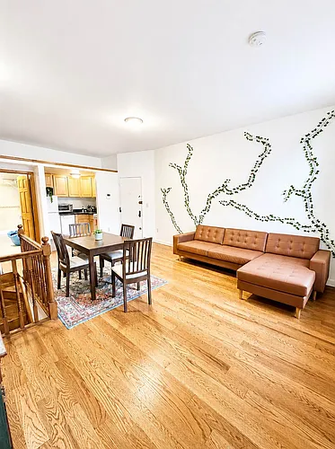 318 W 105th St #1A Photo 1 318 W 105th St #1A Photo 1