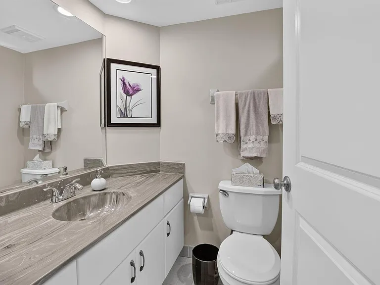 7473 Glendevon Ln #402 — Photo 30