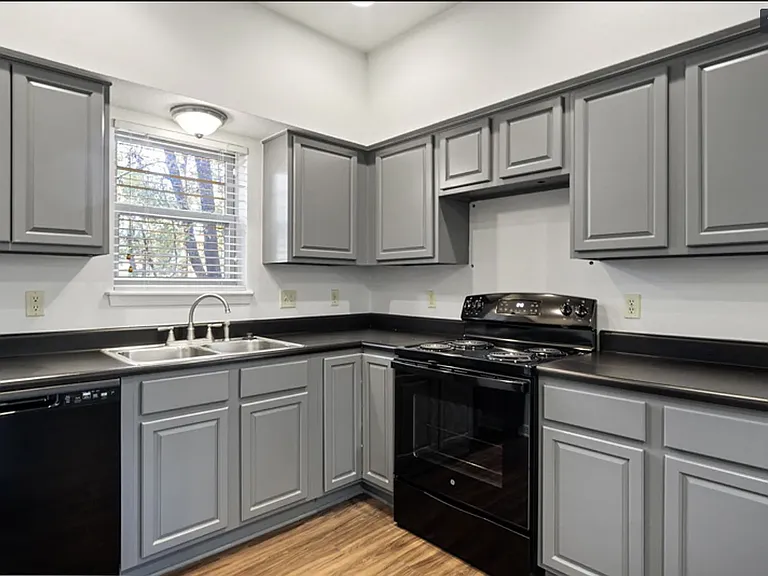 119 Desoto Center Dr — Photo 4