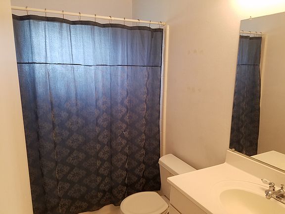 3rd image of 6010 Wilbeth Ave