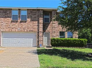 1226 McMillen Dr, Cedar Hill, TX 75104