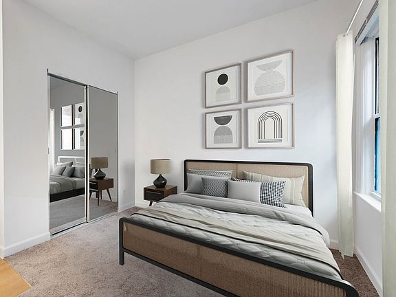 4th image of 1001 N Delaware St #36