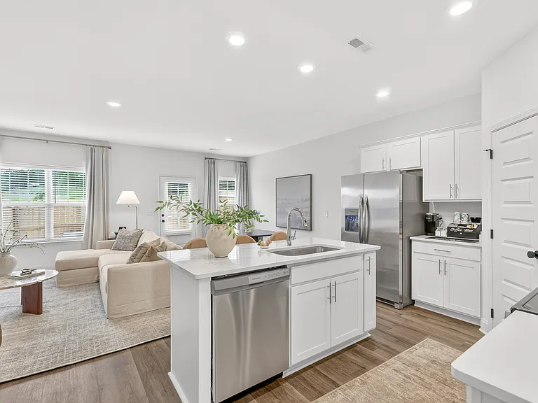 Residences At Hardin Valley — Photo 8