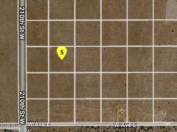 208 Stw Vic Ave E #B-d13, Lancaster, CA 93536