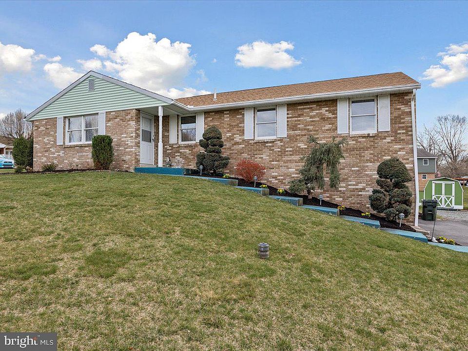 1168 Broad St, Gilbertsville, PA 19525 Zillow