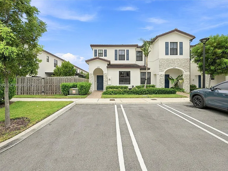 12957 SW 232nd Ln — Photo 4