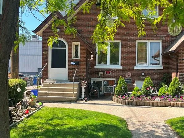 1285 Parent Ave, Windsor, ON N8X 4J1