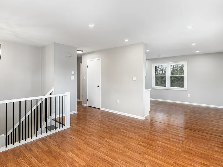 17 Branstock Ct — Photo 6