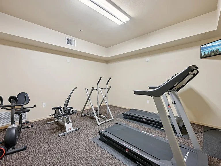 Washington Pointe — Photo 7
