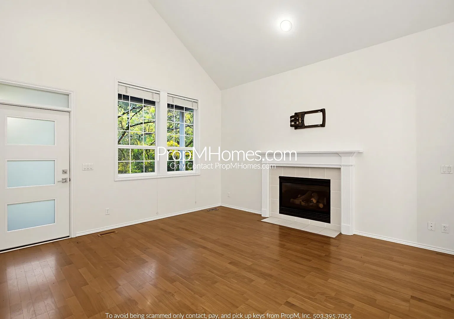 Inviting Portland Home with Fireplace, A/C & Fenced Yard! — Photo 3