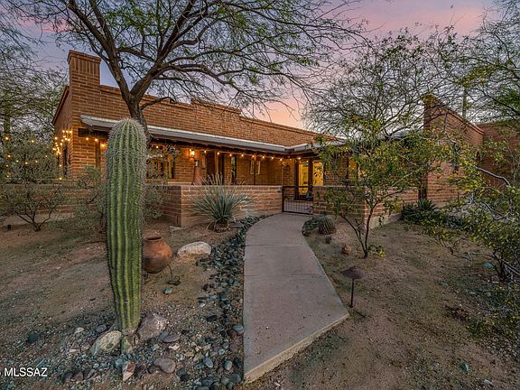 5th image of 7055 W Ina Rd