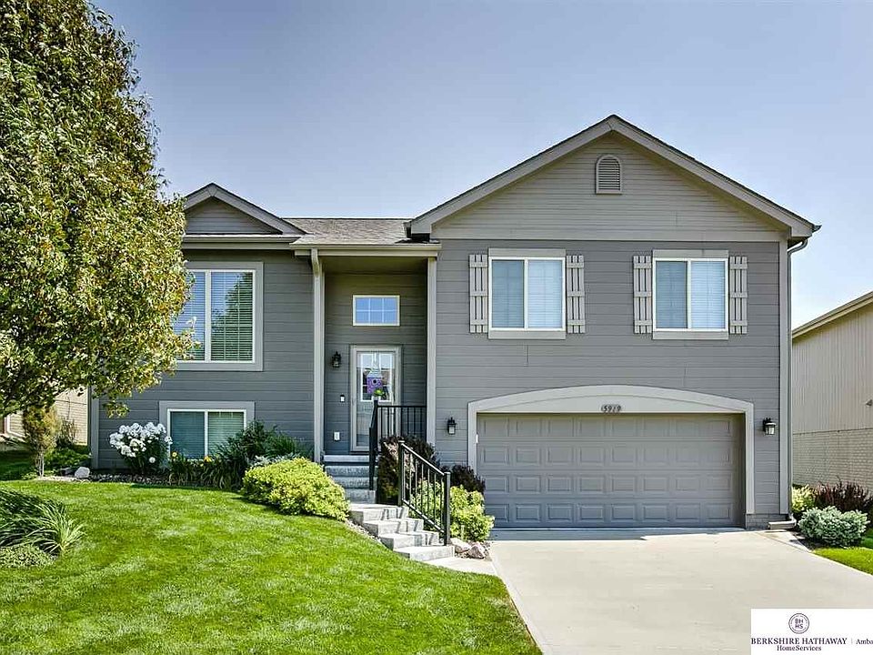 1st image of 5919 S 187th St
