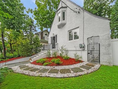 82 aka 80 Buckingham Road, Yonkers, NY, 10701