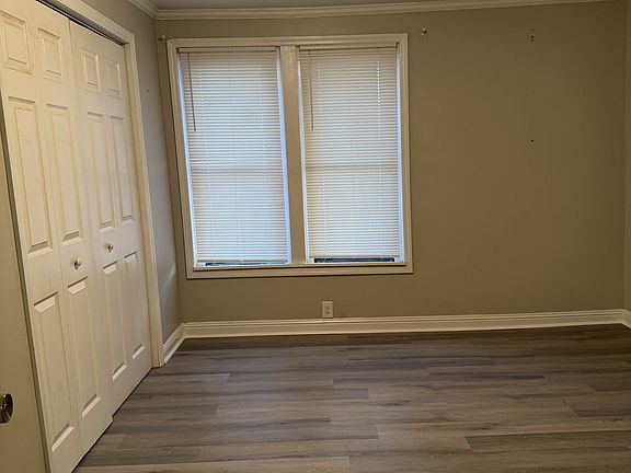 2nd image of 401 1st Ave N #401