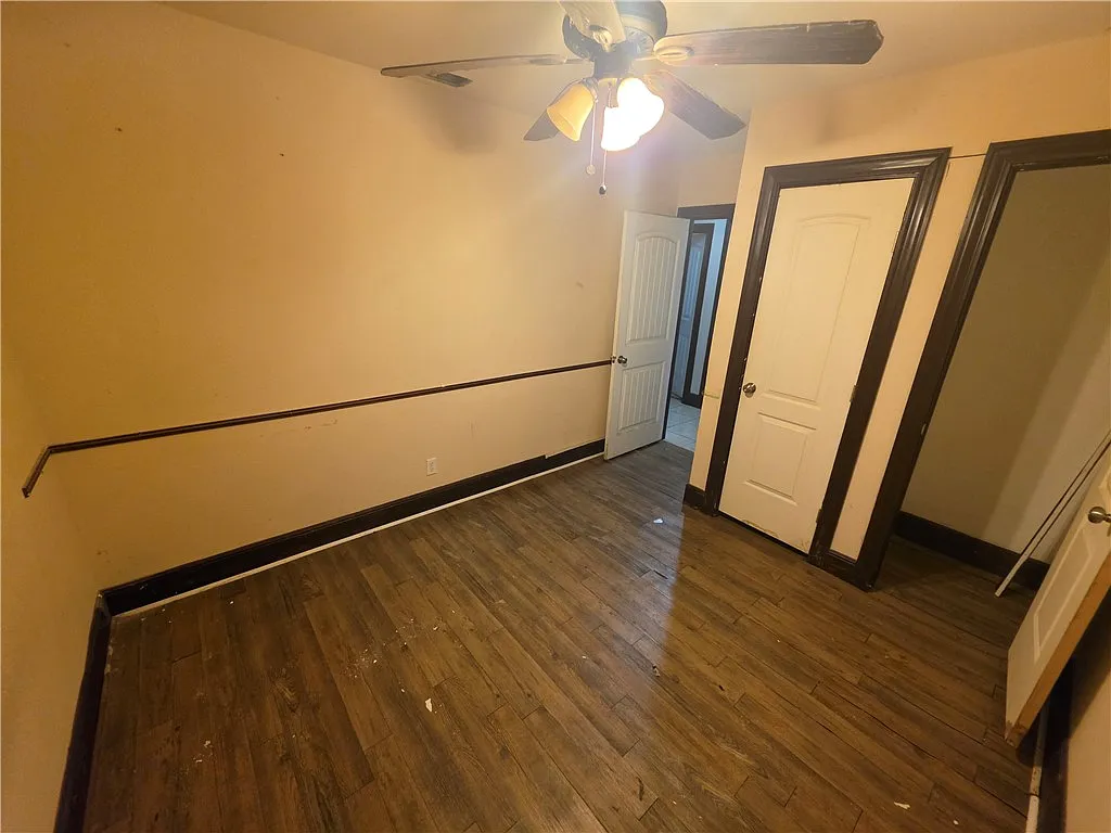 3 bed, 1.0 bath, 1483 sqft, $1,395 — Photo 4