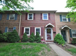100 Stonegate Rd, Quakertown, PA 18951