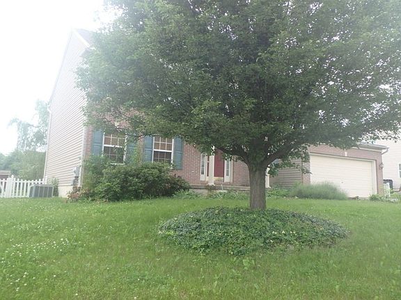 3rd image of 60 Pleasant Acres Dr