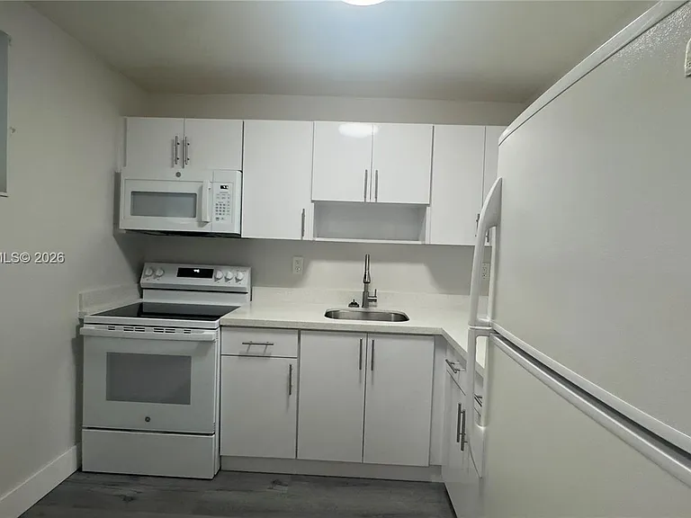 11309 SW 200th St #103C — Photo 3