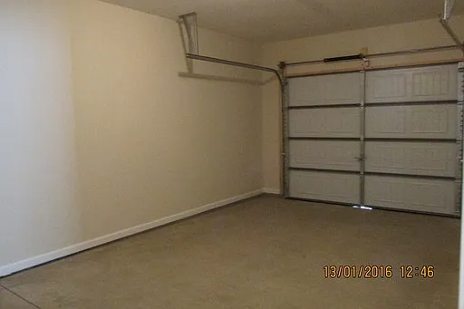 2 bed, 1025 sqft, $995 — Photo 2