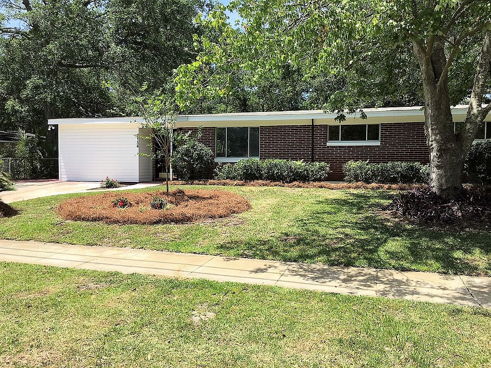 1st image of 2154 Hugh Edwards Dr