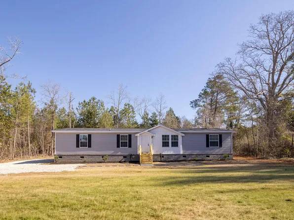 1020 Universal Cir, Saint Stephen, SC 29479