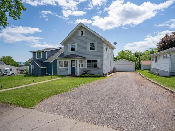 2720 W 7th St, Duluth, MN 55806