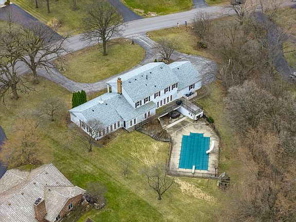 2nd image of 544 Aberdeen Rd