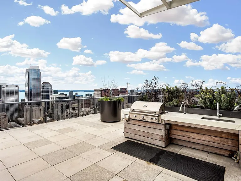 Roof Deck