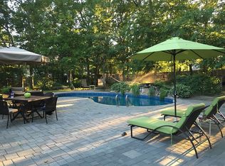 29 Biscayne Dr, Mount Sinai, NY 11766