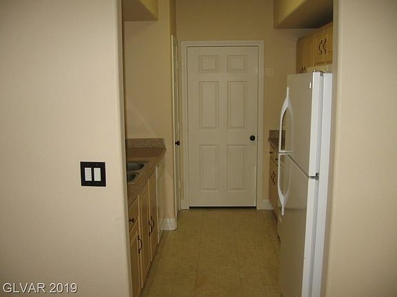 5th image of 8000 W Badura Ave #1119
