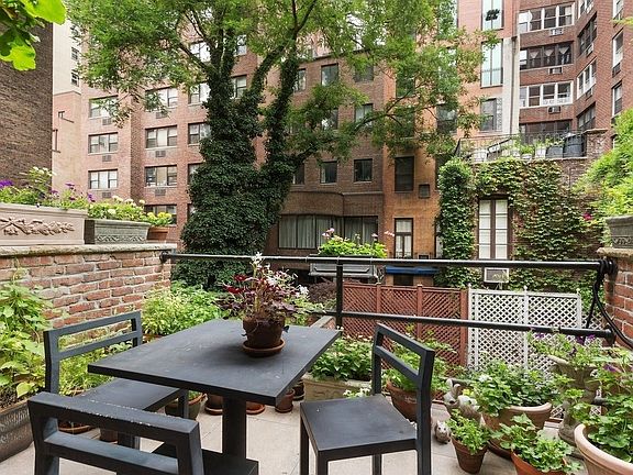 5th image of 113 E 35th St #1
