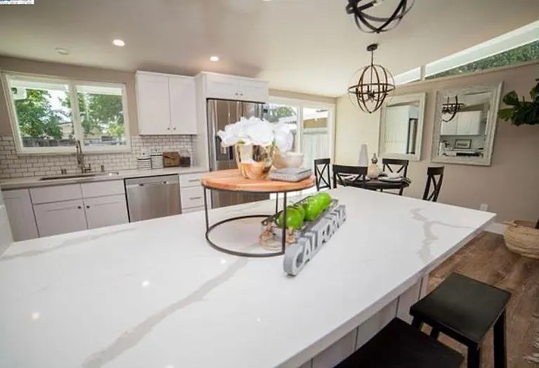 27768 Dolphin Ln — Photo 7