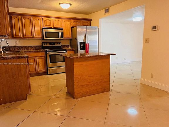 2nd image of 6534 SW 41st St