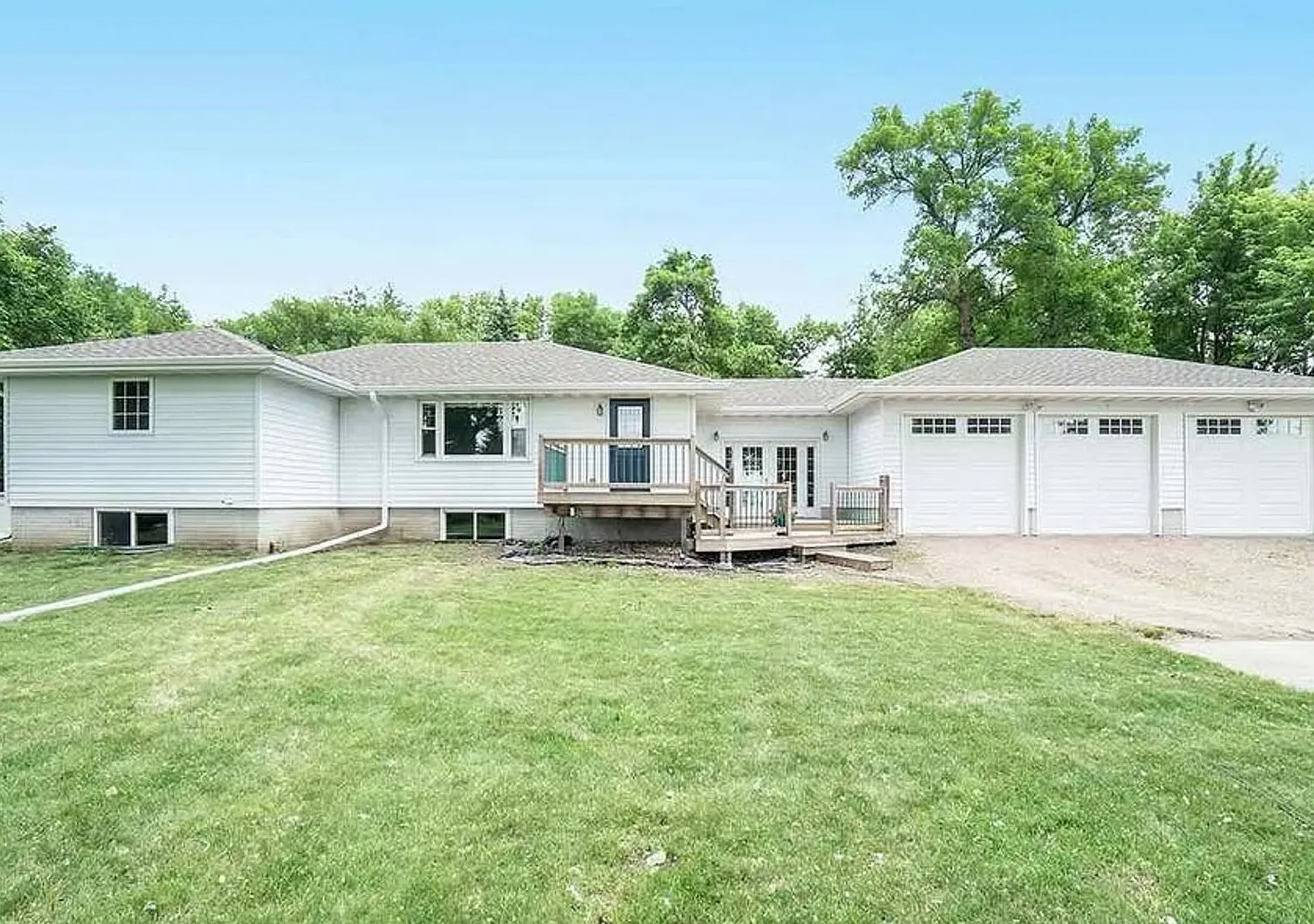 27097 Cliff Ave. Sioux Falls, SD — Photo 1