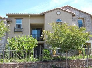 28576 Herrera St, Valencia, CA 91354