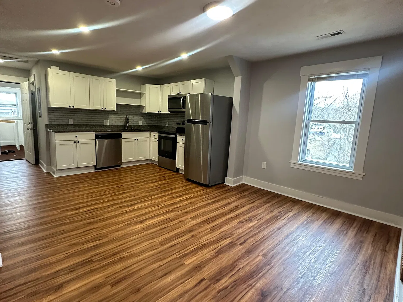 7 Hall Street - 3 — Photo 3