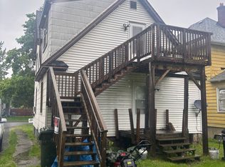 27 16th Ave, North Tonawanda, NY 14120