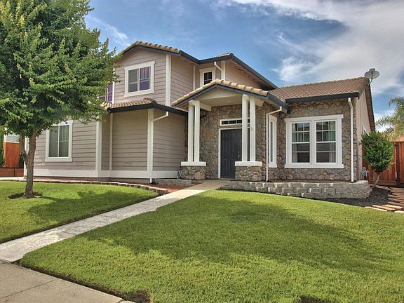 2nd image of 1038 Mallard Cir