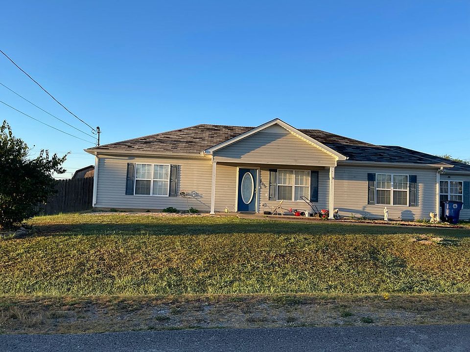 1st image of 209 Cottonwood Dr