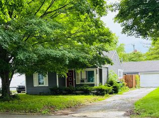 2004 N Milton St, Muncie, IN 47303