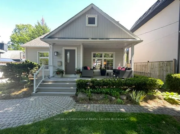 32 Anderson St, Oakville, ON L6K 1A5