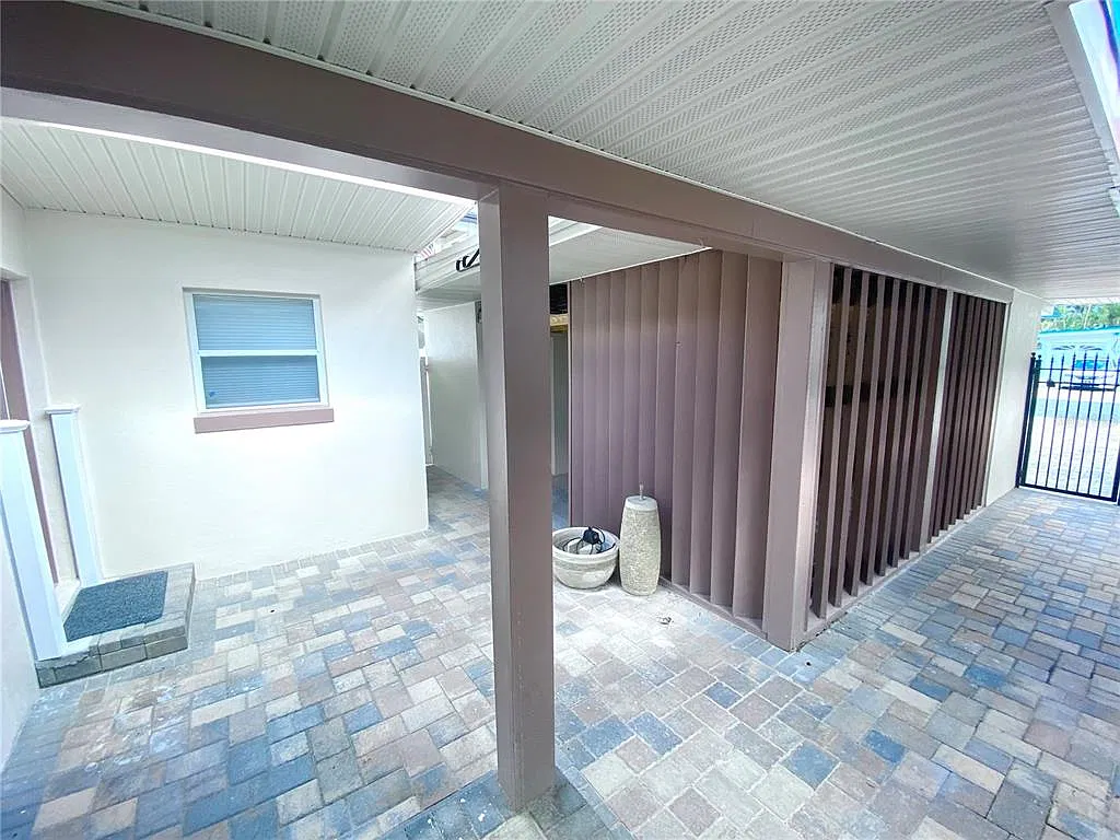 3 bed, 2.5 bath, 2172 sqft, $5,995 — Photo 4