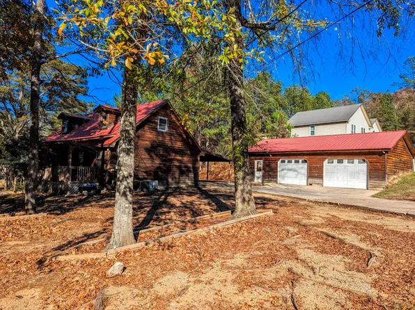 113 McEntyre St, Rainbow City, AL 35906