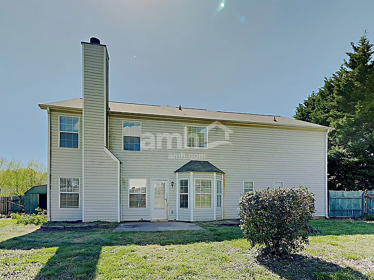 714 Baskins Cir — Photo 21