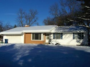 6065 Tee Trl, Shorewood, MN 55331