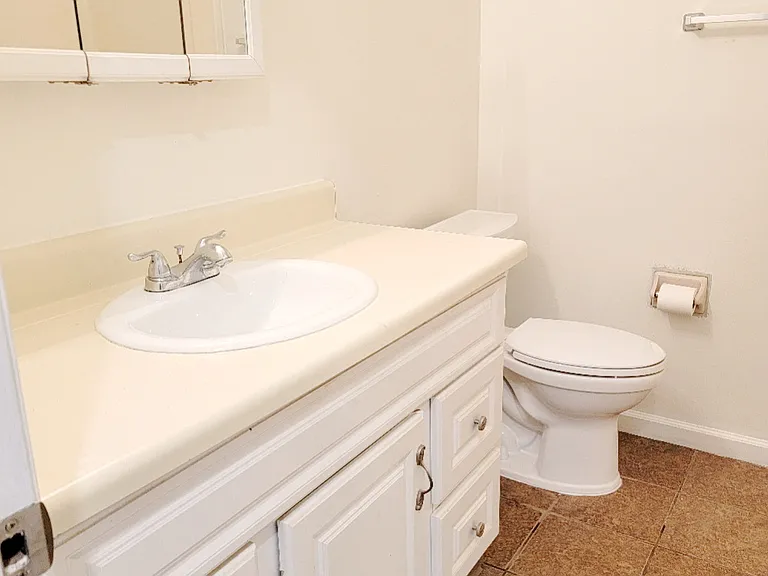 4200 Pembrook Rd #1 — Photo 13