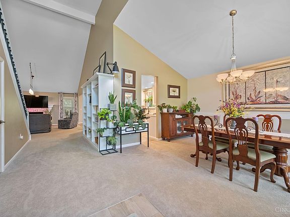 3rd image of 1736 Cottontail Dr